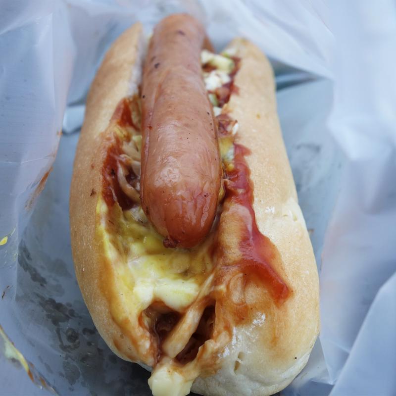 ウインナー(手作りブレンドコーヒー·ホット·ドッグのお店)