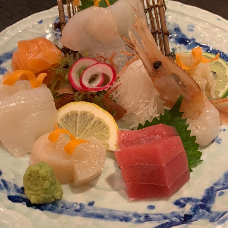 刺身盛り合わせ(ろばた すし 北のめし あきず)