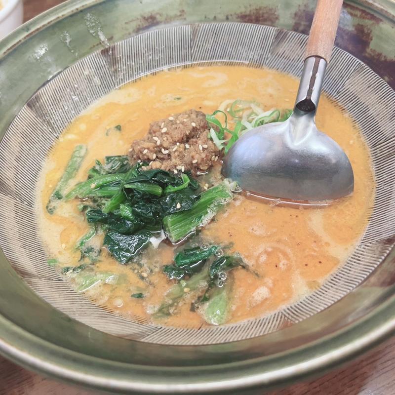 坦々麺(ラーメン･餃子の店 四華郷)