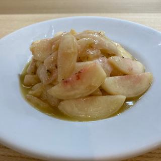 桃の冷たいカッペリーニ(イタリア料理とワイン ELICA)