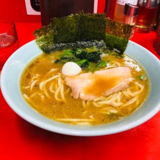 醤油ラーメン(壱六家 上大岡店)