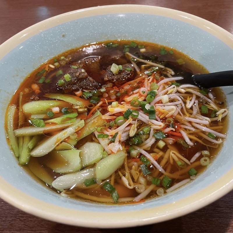 刀削牛肉麺(北京料理　少将)