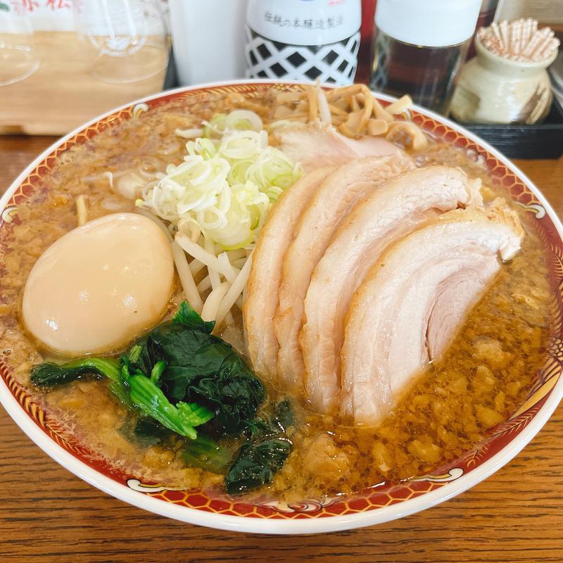 背脂醤油チャーシューメン(自家製手もみ麺ラーメン赤松)