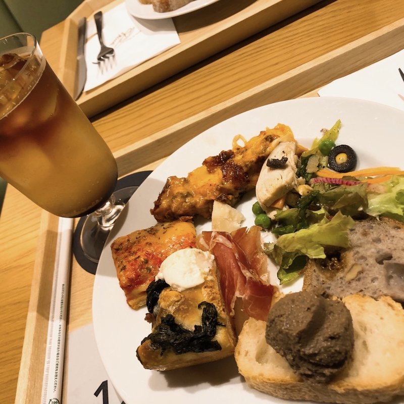 アペリチェーナ(スターバックス リザーブ®︎ ストア 銀座マロニエ通り)