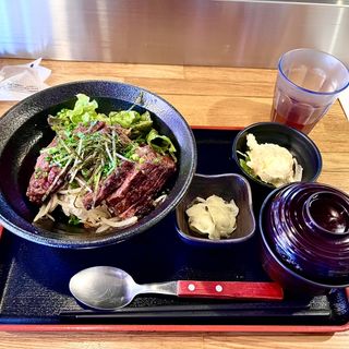 特選ハラミステーキ丼(アタマ、肉1.5倍)(ステーキ食堂 BECO （ベコ）)