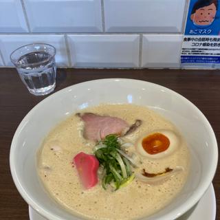濃厚白湯そば　醤油(ラーメン家 こゝろ Japanese Noodle cocoro)