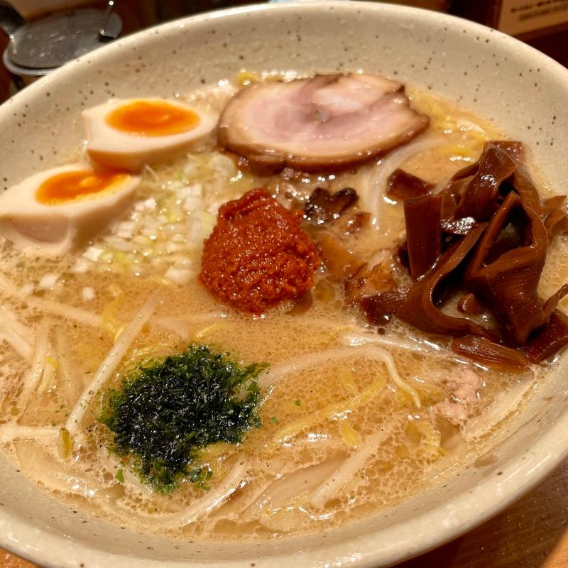 味玉入り辛味噌らーめん(つじ田 味噌の章 飯田橋店)