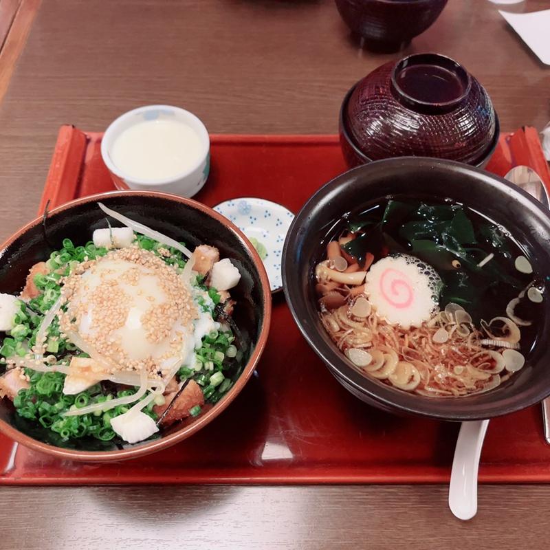 ミニタレかつまぶし丼とミニうどん(政家 新潟駅南店 )