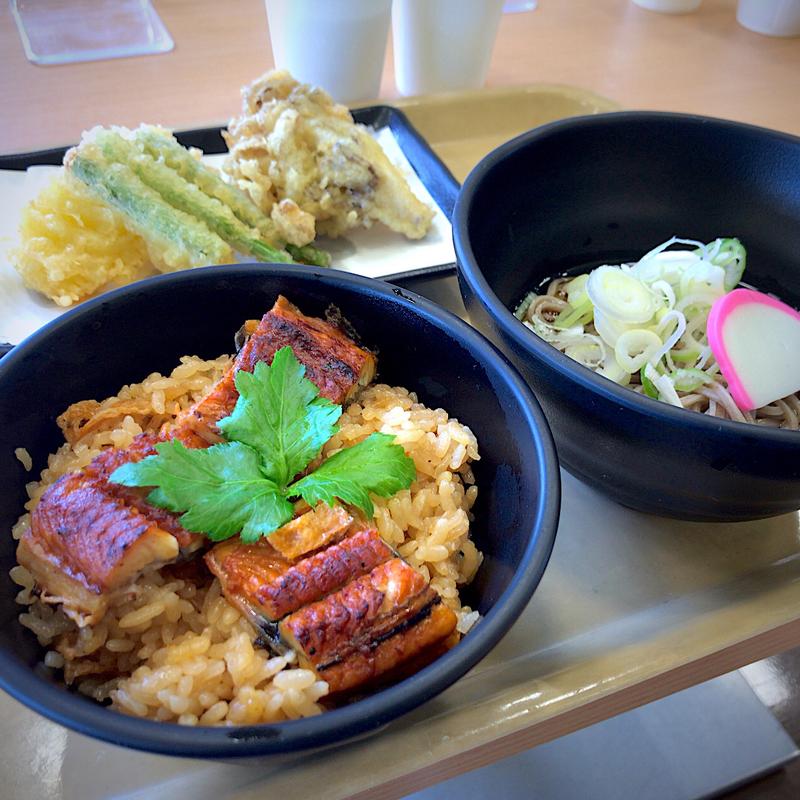 期間限定(うなぎの炊き込みご飯＋冷たいミニそば＋天ぷら)(フーズガーデン玉浦食彩館 )