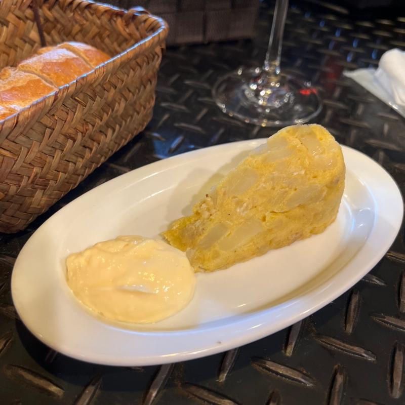 スペイン風ポテトオムレツ(ティオ・ダンジョウ )