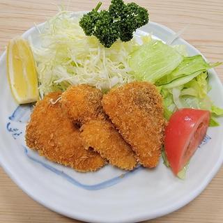 鮭フライ定食(三州屋)