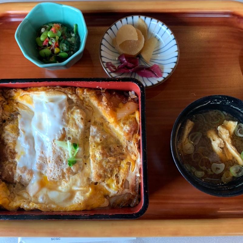 特製カツ重(仙台クラシックゴルフ倶楽部)