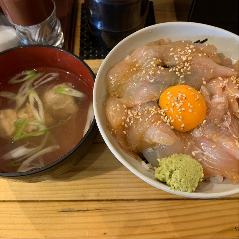 本日の白身漬け丼(まぐろ屋  やまもと)