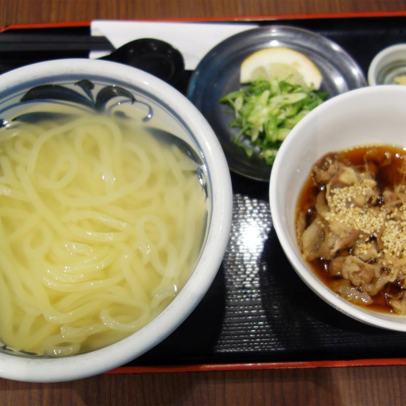 肉釜揚げ(豊前裏打会 萬田うどん)