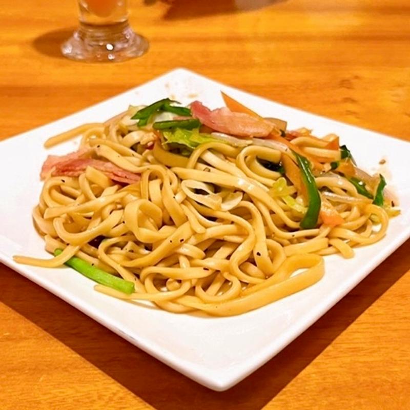 焼きうどん(居酒屋 海 （KAI）)