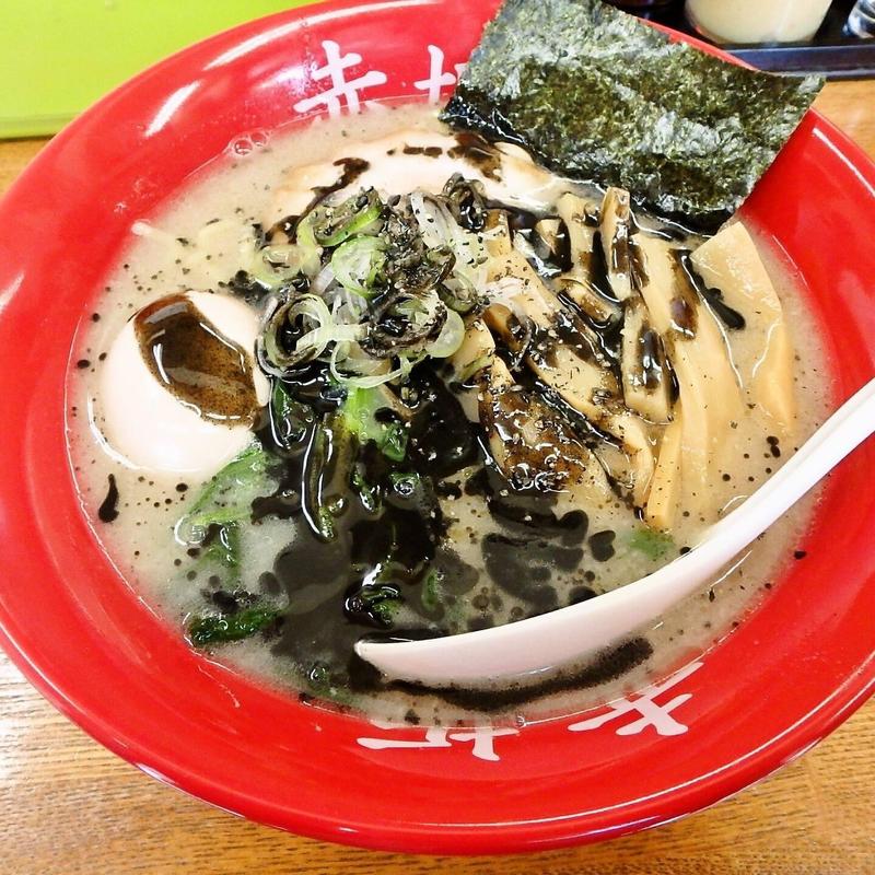 黒麻ラーメン(らーめん赤坂屋 )