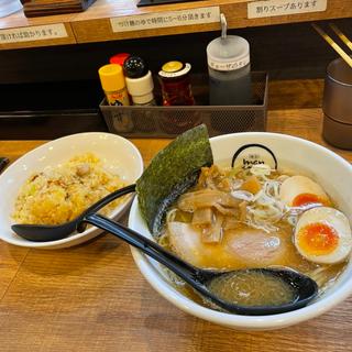 味玉鶏豚骨魚介らーめん(麺創 麺魂 江坂本店)