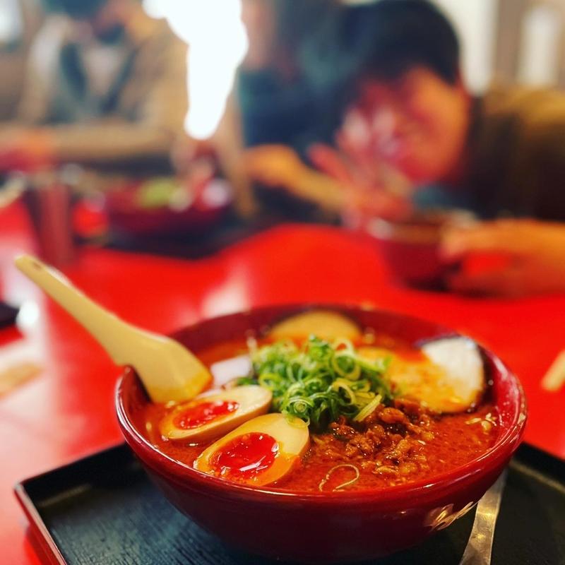 スペシャル担々麺(麺厨房 華燕 )
