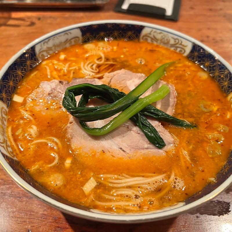 だあろう坦々麺(はしご 本店)