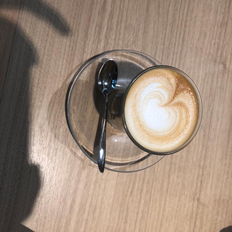 カフェラテ(Paul Bassett 渋谷ヒカリエ ShinQs店 （ポールバセット）)