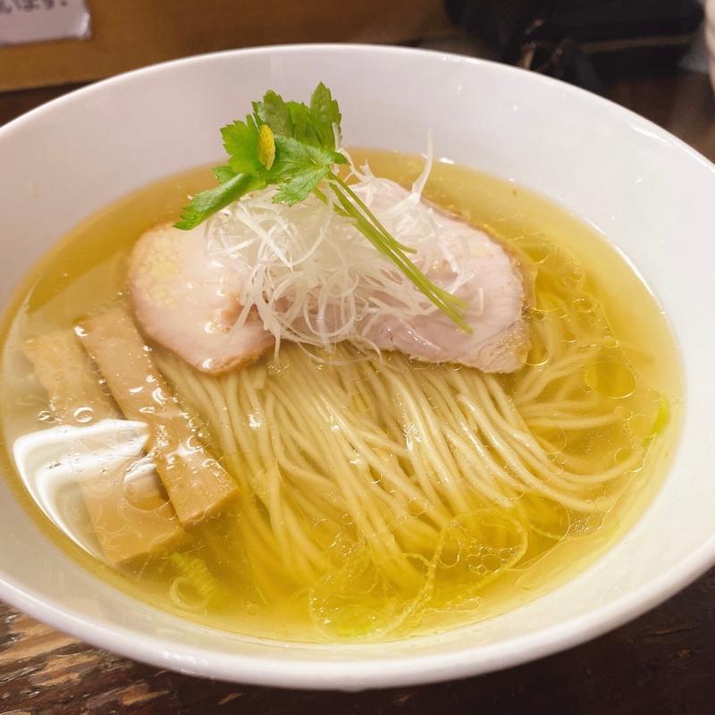 比内地鶏とシャモロックの塩らぁめん(らぁめん サンド)