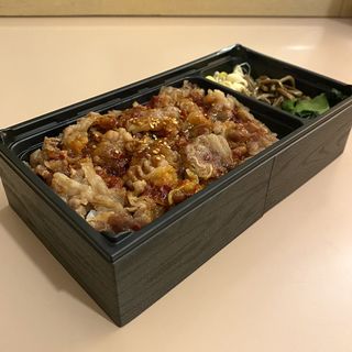 牛カルビ焼肉弁当(牛角 松阪店)