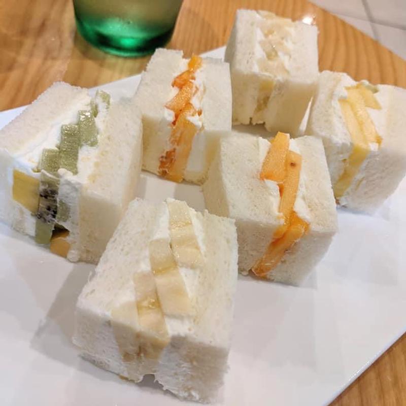 フルーツサンド(フルーツパーラーゴトー)