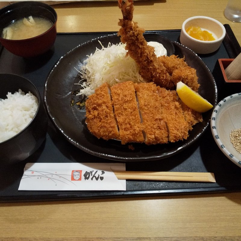 ロース海老かき定食(とんかつ がんこ 奈良店 )