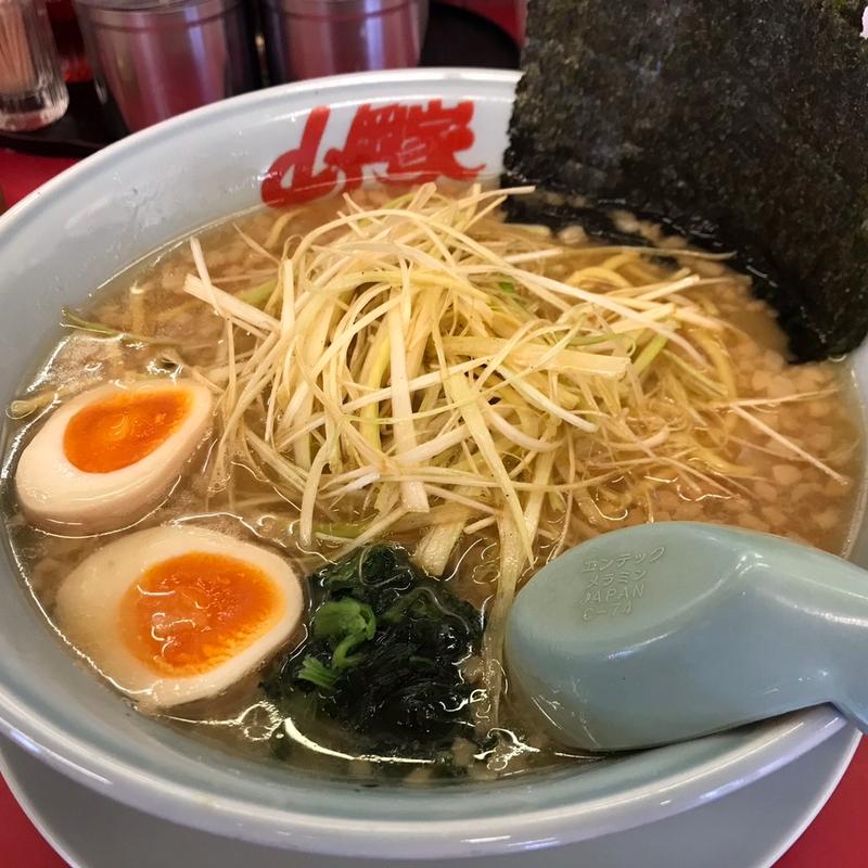 醤油ネギラーメン　中盛り　味玉トッピング(ラーメン山岡家 狭山店)