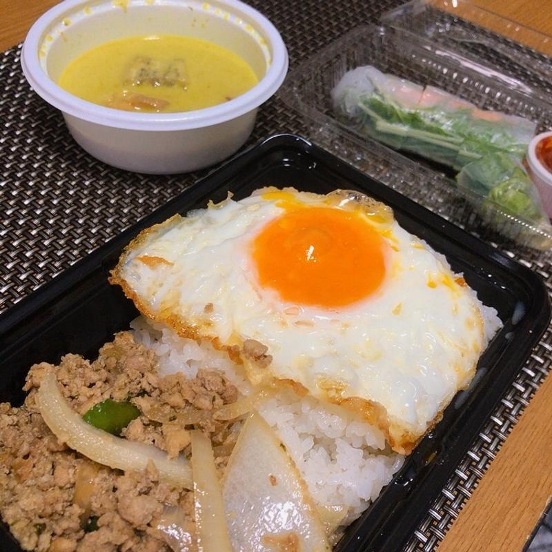 ガパオライスセット(ASIAN DINING＆BAR JHARANA)