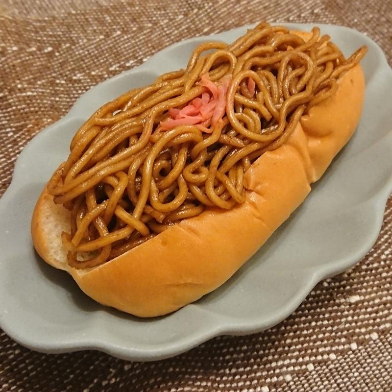 こだわりソースの焼きそばパン(山崎製パン)