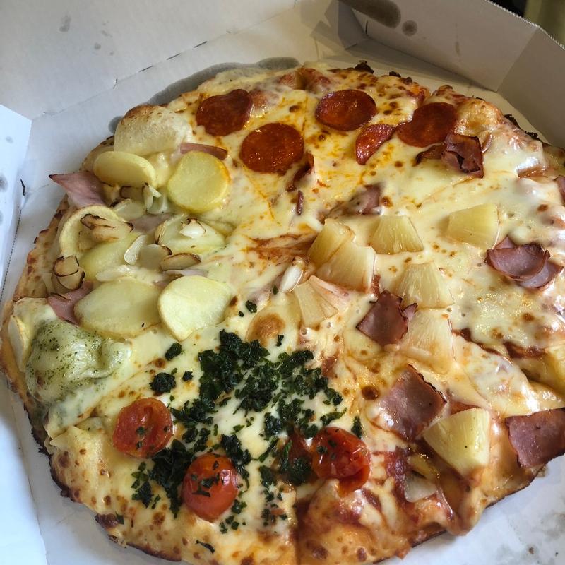 クワトロ・ハッピー(ドミノ・ピザ尼崎店)