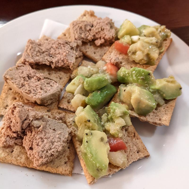 白レバームース&ボタンエビのタルタル(ブラッセルズ 神田店 )