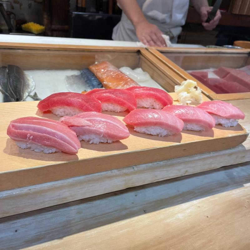 本マグロ8貫握り(築地虎杖別館)