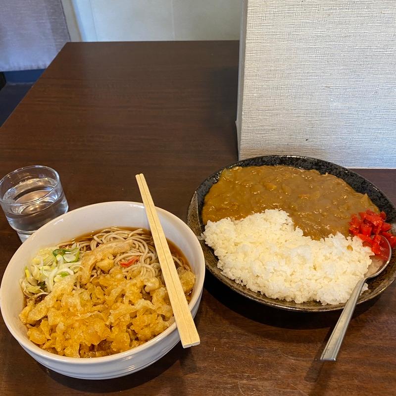 たぬきそば、カレーライス(そば滝)