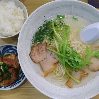らーめん(揚子江ラーメン 総本店 （ようすこう）)