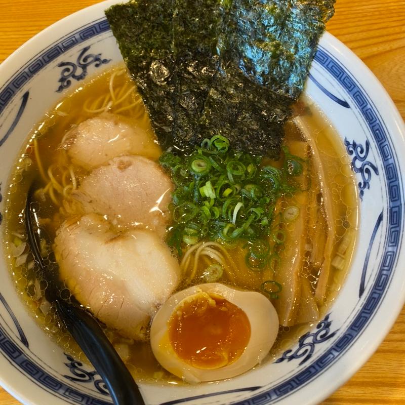 うすくち醤油らーめん(桃栗さんねん柿はちねん)