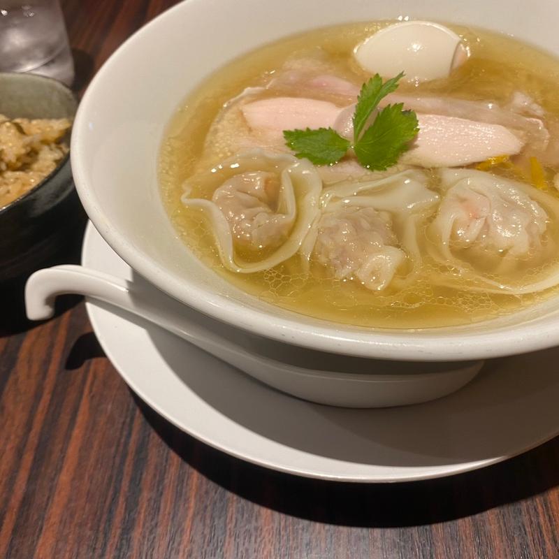 ゆず塩海老わんたん麺味玉入り(らーめん本竈 エスパル仙台店)