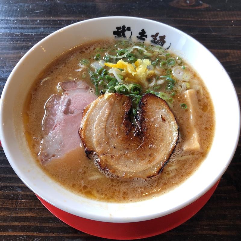 濃厚豚骨ラーメン(武者麺 根来インター店)