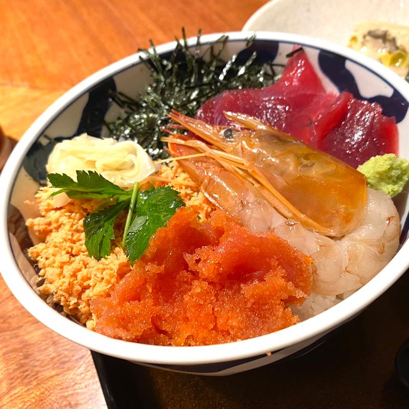 三食丼(四季の味 さくれ )
