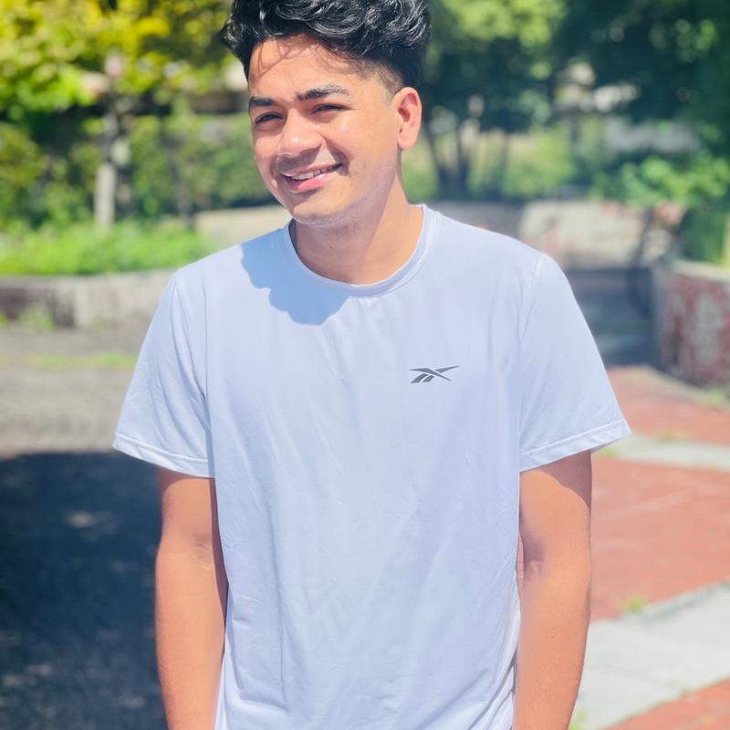 モモ（5P）(マカル )