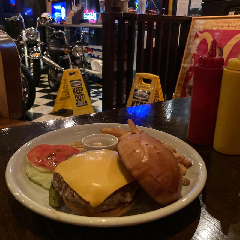 アボカドチーズバーガー(ビッグママカフェ)