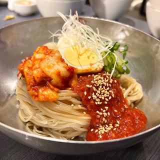 ピビン麺(京都焼肉 南大門 四条寺町店)