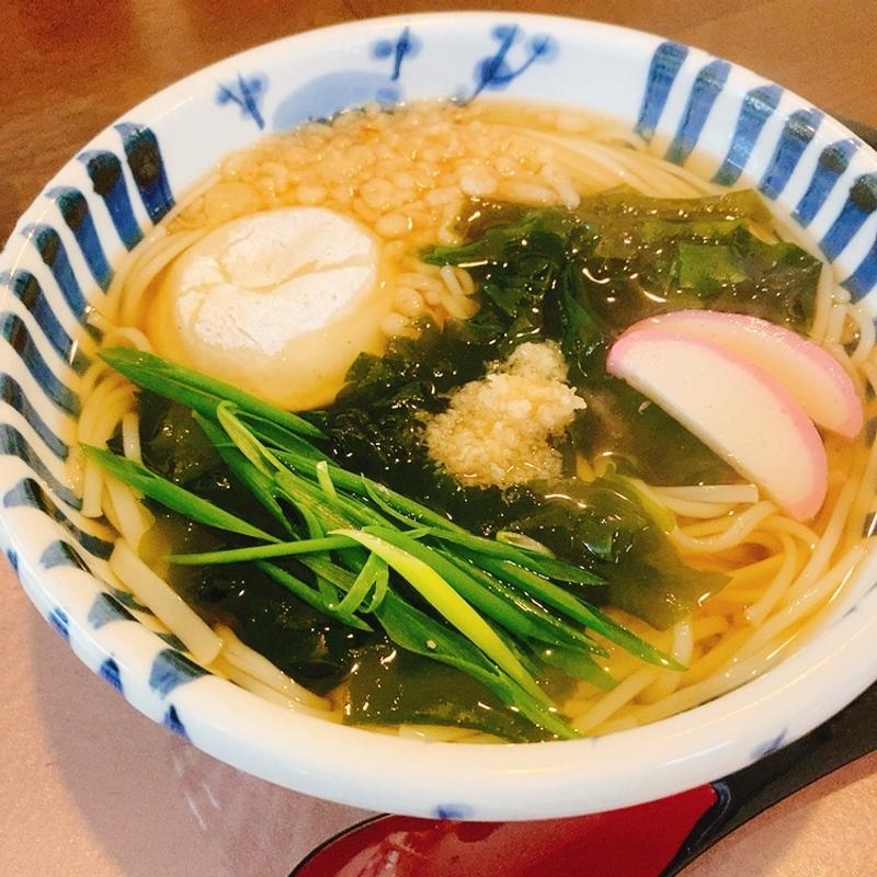 餅入りしょうがわかめ半田めん(梅丸 )
