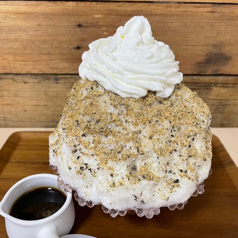 黒ごまきなこ ＋エスプーマ(かき氷専門店SANGO)