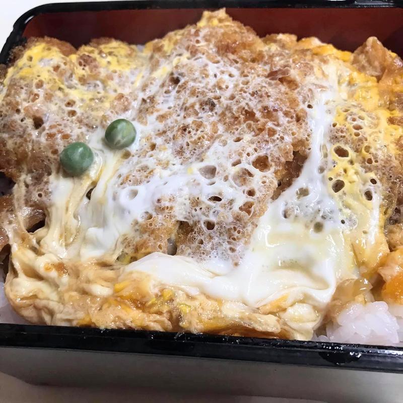 カツ丼(上)(林屋食堂 )