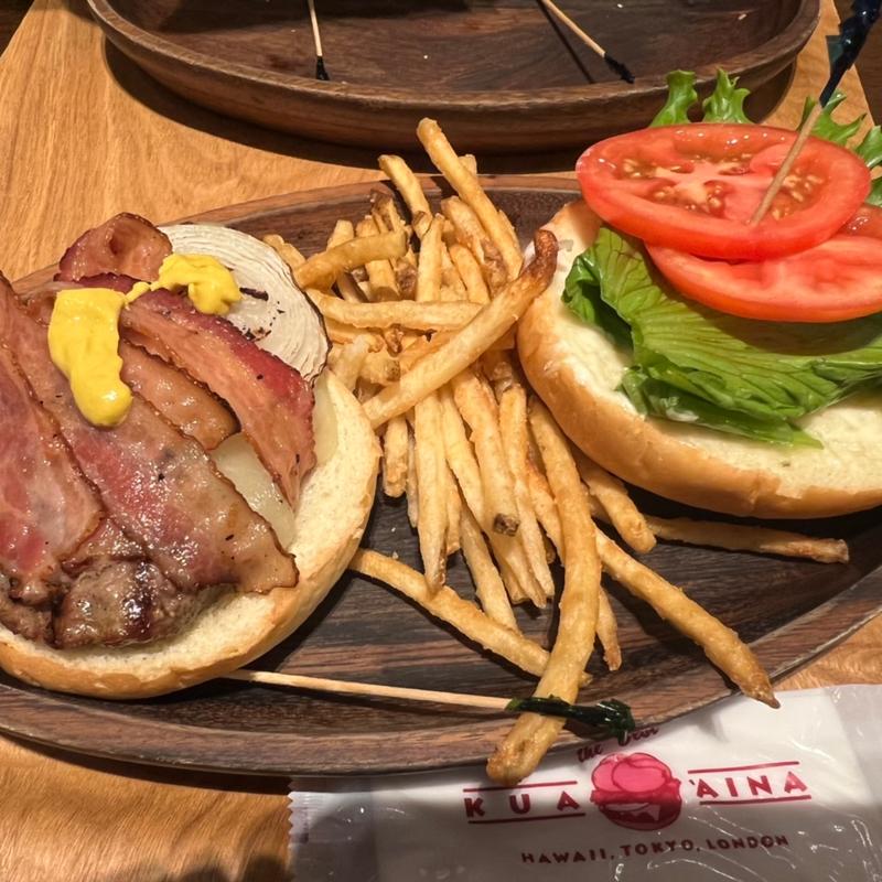 (KUA`AINA 三井アウトレットパーク 入間店)