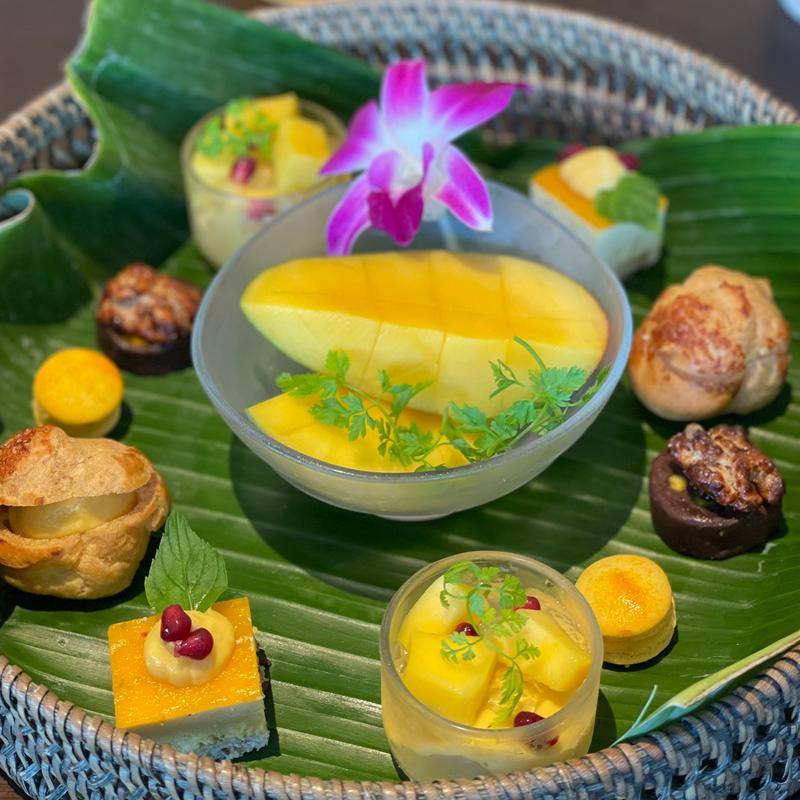 オリエンタル　マンゴー　アフタヌーンティー(スイーツバスケット)(BETELNUT THAI VIETNAMESE DIMSUM)
