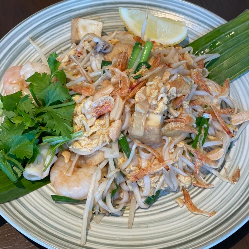 アフタヌーンティーに追加　ミニパッタイ(BETELNUT THAI VIETNAMESE DIMSUM)