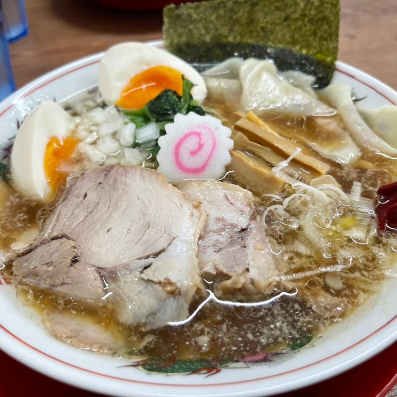 ワンタン麺 煮卵トッピング(ワンタンチンタンアンポンタン)